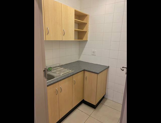 116M² OFFICE TO LET IN FOURWAYS